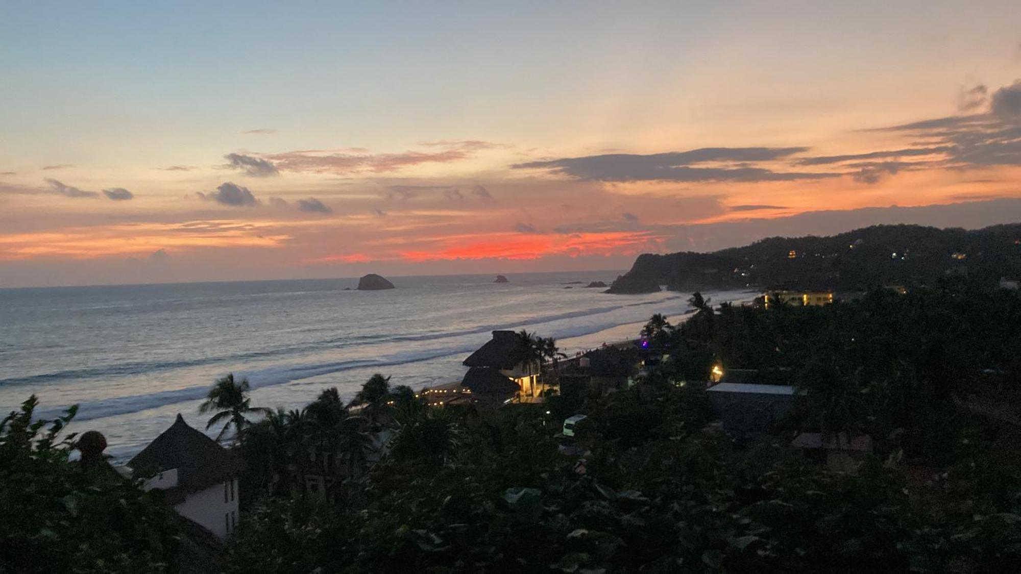 La Loma Linda, Bungalows, Yoga And Feldenkrais, Starlink Internet Zipolite Exterior photo
